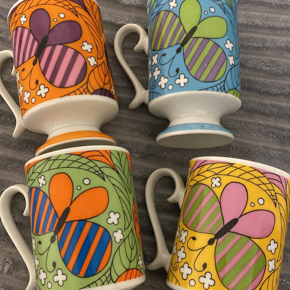 Colorful Butterfly Mugs Set of 4, no chips or cracks. - Picture 4 of 7